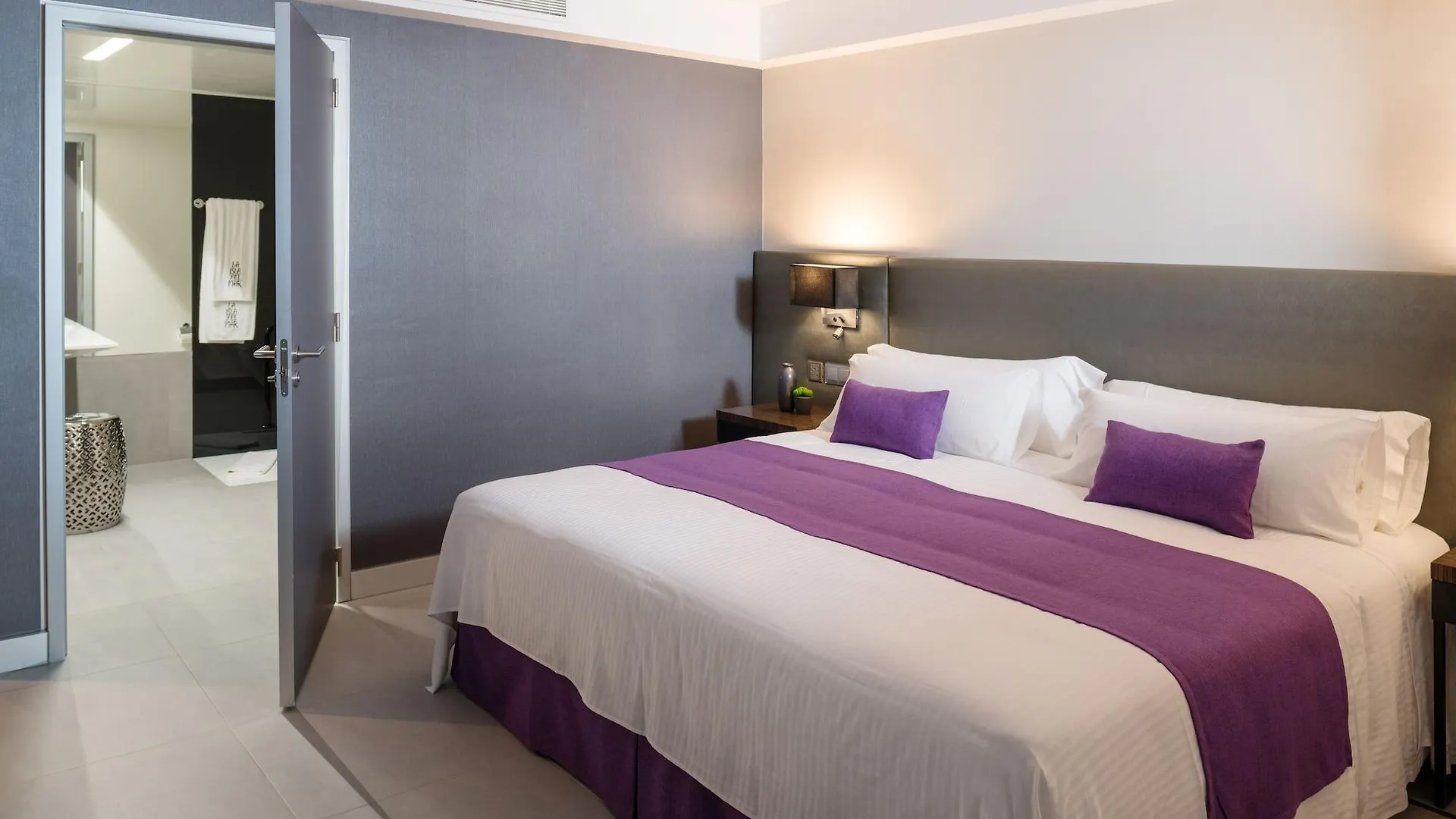 La Isla y el Mar, Hotel Boutique Puerto del Carmen  España